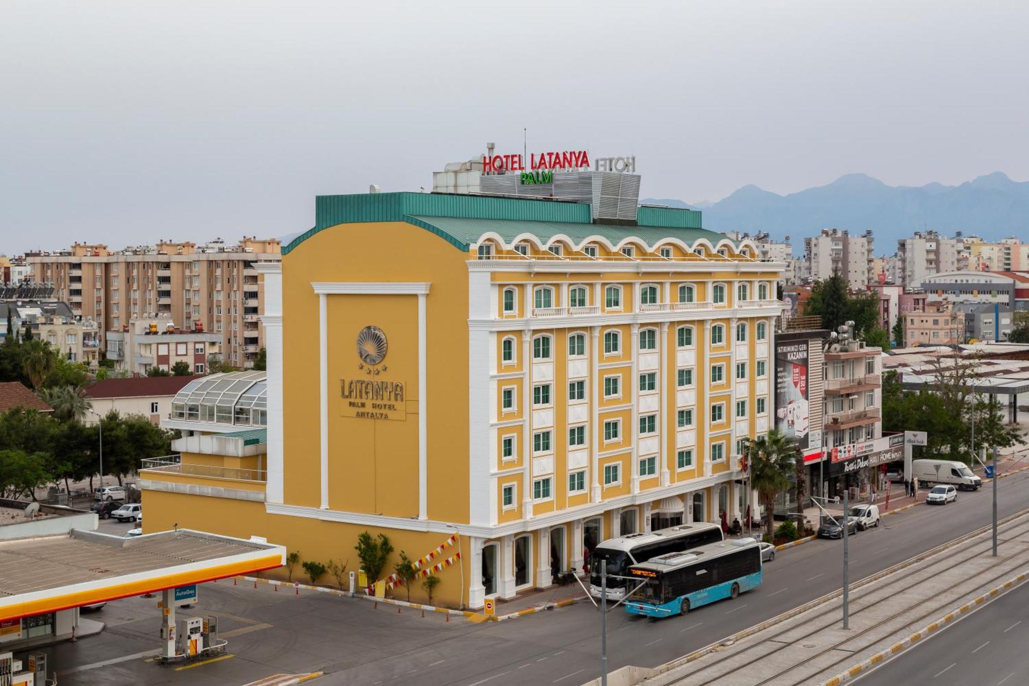Latanya Palm Hotel Antalya Bagian luar foto